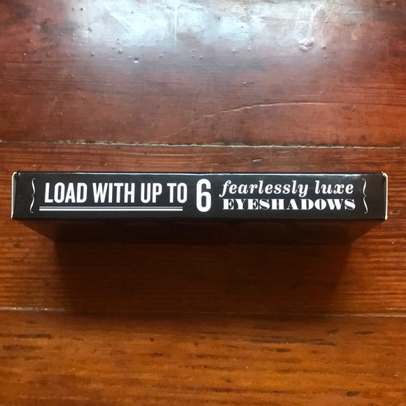 Buxom: Empty Eyeshadow Palette - Picture 3 of 5